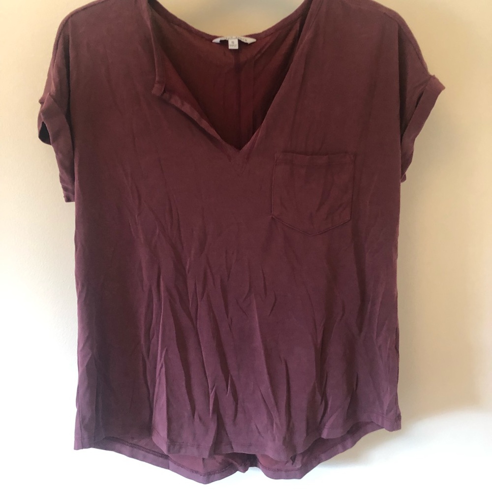 Burgundy v-neck t-shirt